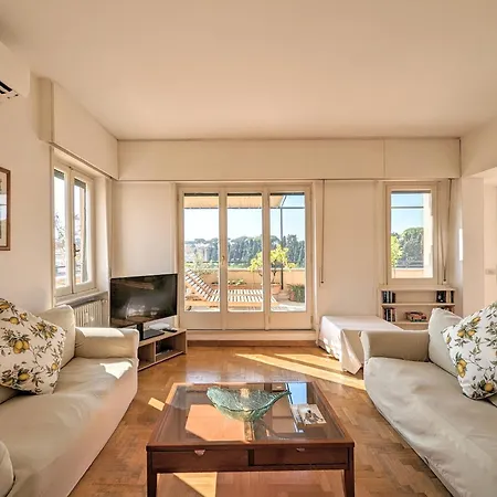 Colosseo Penthouse With 360° View Rooftop *
