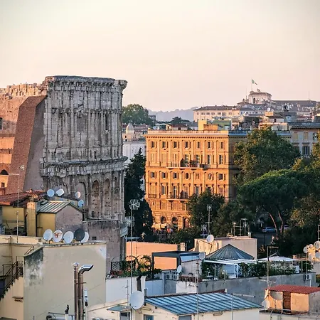 Colosseo Penthouse With 360° View Rooftop Apartment